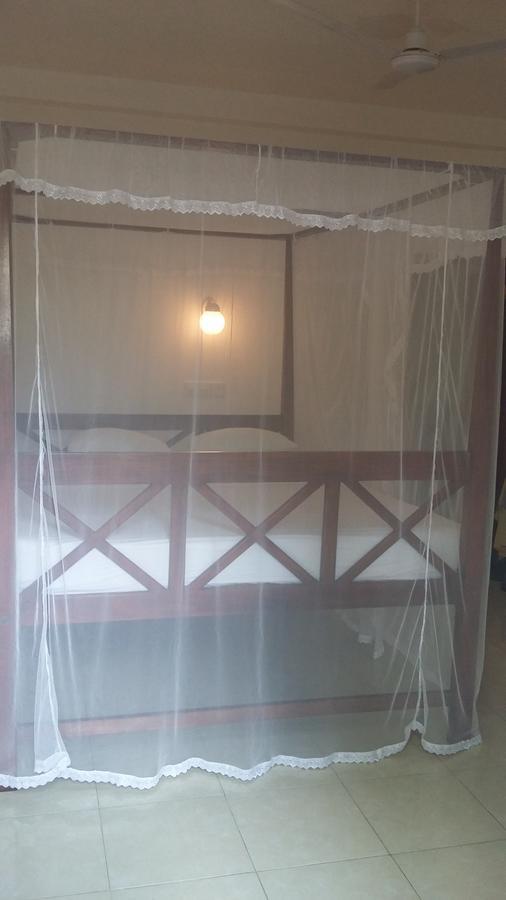 Ameesha guesthouse Unawatuna Buitenkant foto
